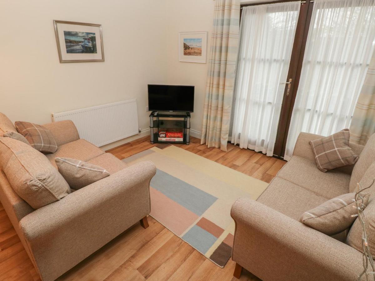 2 Chandlers Yard Burry Port Exterior photo